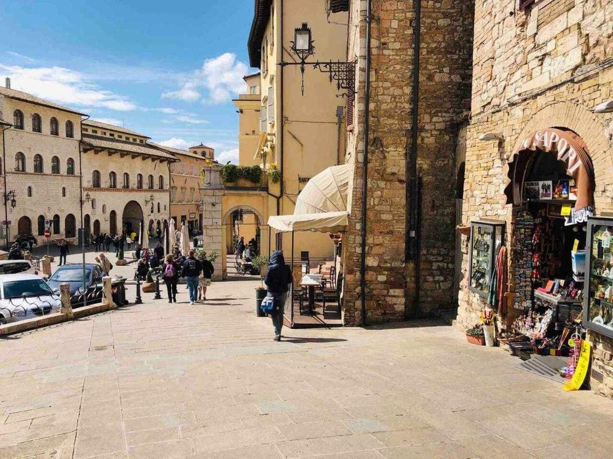 Mavitur Rooms Assisi Bagian luar foto